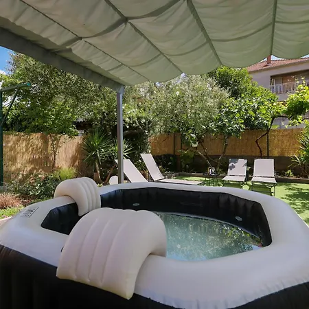 Natale Апартаменти